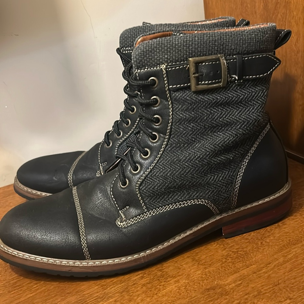 Men’s POLAR FOX boots size 8 1/2